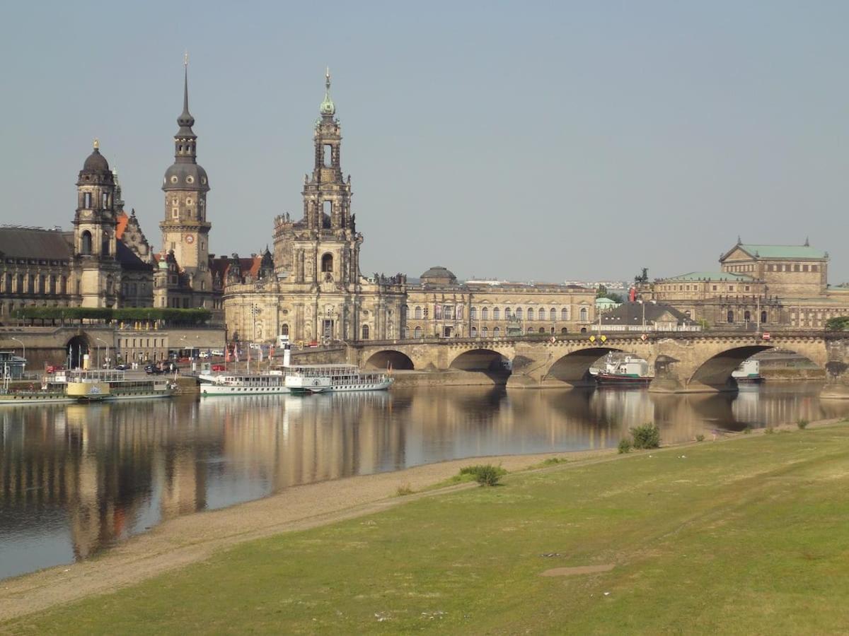 4 Raum Wohnung Mit Balkon Auf 120Sqm In Top Lage Dresden Eksteriør bilde